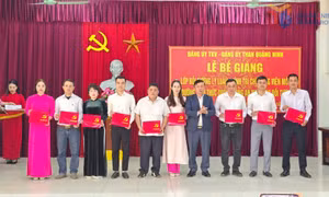 Đảng bộ Than Quảng Ninh: Đổi mới công tác học tập lý luận chính trị, nghị quyết của Đảng
