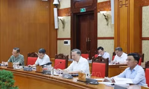 Tổng Bí thư Tô Lâm chủ trì cuộc họp về việc lấy ý kiến nhân dân sửa đổi Hiến pháp 2013