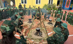 Xây dựng “bức tường lòng dân” trong bảo vệ an ninh biên giới quốc gia
