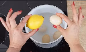 Luộc trứng với chanh có tác dụng gì?