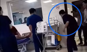 Xử phạt 35 triệu đồng với đối tượng gào chửi, đấm đạp nhân viên y tế