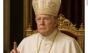 Ông Trump gây phản ứng dữ dội vì đăng ảnh chế mặc đồ Giáo hoàng