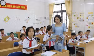 Chuyển chức danh nghề nghiệp giáo viên được quy định thế nào?