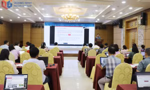Tập huấn ứng dụng AI trong công tác tuyên giáo và dân vận