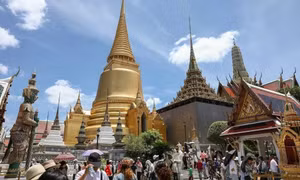 Giảm tour khách Việt đến Thái Lan