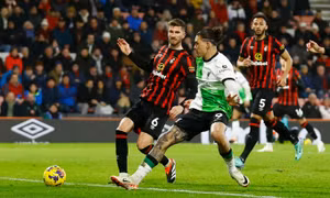 Liverpool đại thắng ở Ngoại hạng Anh