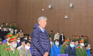 Luật sư đề nghị miễn trách nhiệm hình sự cho bị cáo duy nhất từ chối tiền ‘lại quả’ của Việt Á