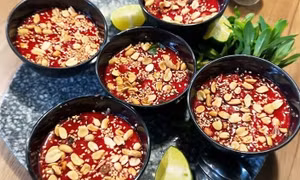 Nam Định: Tử vong sau ăn tiết canh lợn
