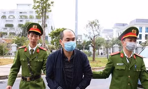 Cựu Giám đốc CDC Hải Dương nhờ bảo vệ nhận hộ 22 tỉ đồng