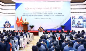 Nhìn lại "Ngoại giao cây tre" năm 2023: Gốc vững, cành uyển chuyển