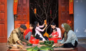Quan niệm của người Việt về phong tục "mùng 1 tết cha"