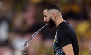 Benzema làm loạn ở Al Ittihad