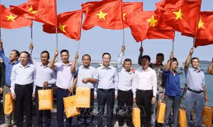 Gắn kết nhau bằng tình yêu thương và lòng nhân ái