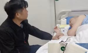 Đại úy công an ở Sơn La bị thương nặng khi vây bắt kẻ buôn bán ma túy