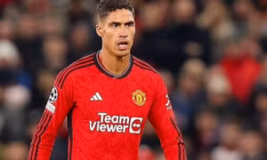 NÓNG! Varane chốt tương lai sau khi gặp Giám đốc mới