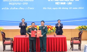 Việt Nam và Lào ký kết nhiều văn kiện hợp tác quan trọng