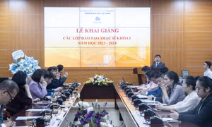 Đại học Hạ Long khai giảng các lớp đào tạo thạc sĩ khóa 1