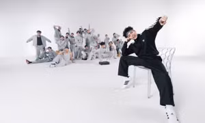 Màu sắc "độc" - "lạ" giúp MONO ghi dấu ấn