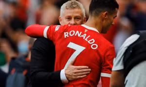 Solskjaer thừa nhận Man Utd sai lầm khi tái hợp Ronaldo