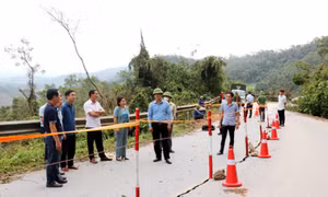 Rút lệnh báo động số 2 trên triền sông Cầu, mở đường tạm nối Bắc Giang - Quảng Ninh