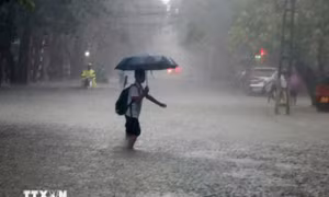 Bắc Bộ mưa dông, có nơi mưa rất to, đề phòng ngập úng