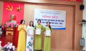 Cô giáo tận tâm với nghề
