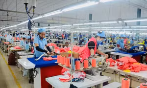 Doanh nghiệp công nghiệp nỗ lực phục hồi sản xuất sau bão