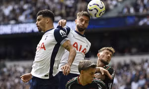 Arsenal đánh bại Tottenham nhờ bài phạt góc sở trường