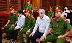 Y án sơ thẩm đối với ông Trần Quí Thanh, giảm 9 tháng tù cho bà Trần Uyên Phương