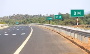 Biển 0m, 50m, 100m trên cao tốc có ý nghĩa gì?