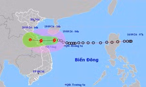 Tin bão số 4 khẩn cấp: Gió giật cấp 10, cách Đà Nẵng hơn 200km