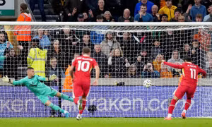 Liverpool chiếm đỉnh bảng từ Man City