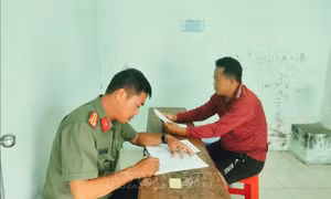 Khởi tố đối tượng đưa người xuất cảnh trái phép