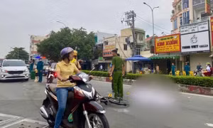 TP HCM: Kẹt xe sau tai nạn giao thông nghiêm trọng