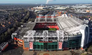 Man United có thể phá hủy sân Old Trafford