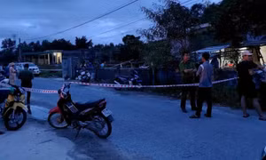 Hai người hàng xóm rủ nhau nhậu, một người bị chém chết, một người bị bắt giam