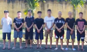 Bắt giữ 8 thanh thiếu niên mang theo hung khí tại Điện Biên