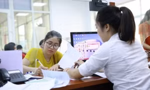 Đề xuất trợ cấp 1,8 triệu đồng/tháng cho cán bộ, công chức dôi dư sau sáp nhập 