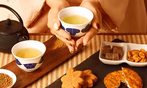 Cảnh giác tác dụng phụ nguy hiểm khi uống trà vào buổi sáng