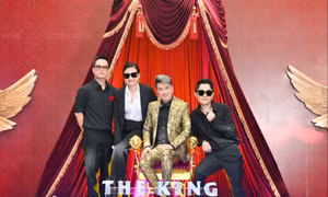 Trò lố Đàm Vĩnh Hưng