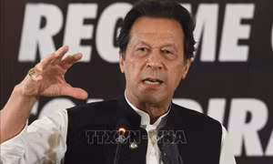 Cựu Thủ tướng Pakistan Imran Khan chấp nhận ra hầu tòa