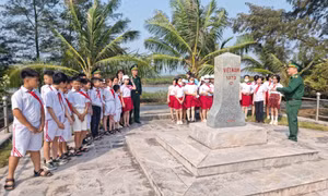 Đồn Biên phòng Hải Hòa tổ chức chương trình Tiết học Biên cương