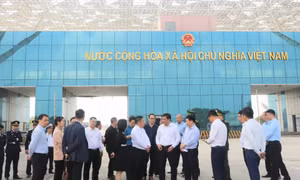 Đoàn Đại biểu TP Đông Hưng (Trung Quốc) khảo sát, làm việc tại TP Móng Cái