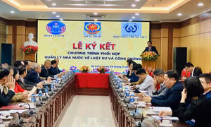 Ký kết chương trình phối hợp quản lý nhà nước về luật sư và công chứng