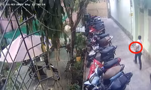 TP Hồ Chí Minh: Đi ô tô xông vào phòng trọ cướp máy tính xách tay