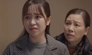 Phim giờ vàng 'Dưới bóng cây hạnh phúc' liên tục gây ức chế