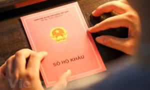 Hoàn thiện quy trình bãi bỏ yêu cầu nộp, xuất trình sổ hộ khẩu giấy
