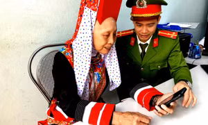 Đẩy mạnh ứng dụng CNTT cho đồng bào dân tộc thiểu số