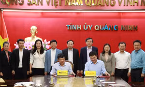 Tỉnh ủy Quảng Ninh và Tạp chí Cộng sản sơ kết chương trình phối hợp