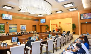 Sáng 20/3, Ủy ban Thường vụ Quốc hội chất vấn nhóm vấn đề thuộc lĩnh vực tòa án